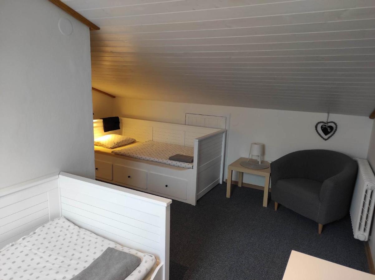 Penzion Adler Police nad Metují Exteriör bild