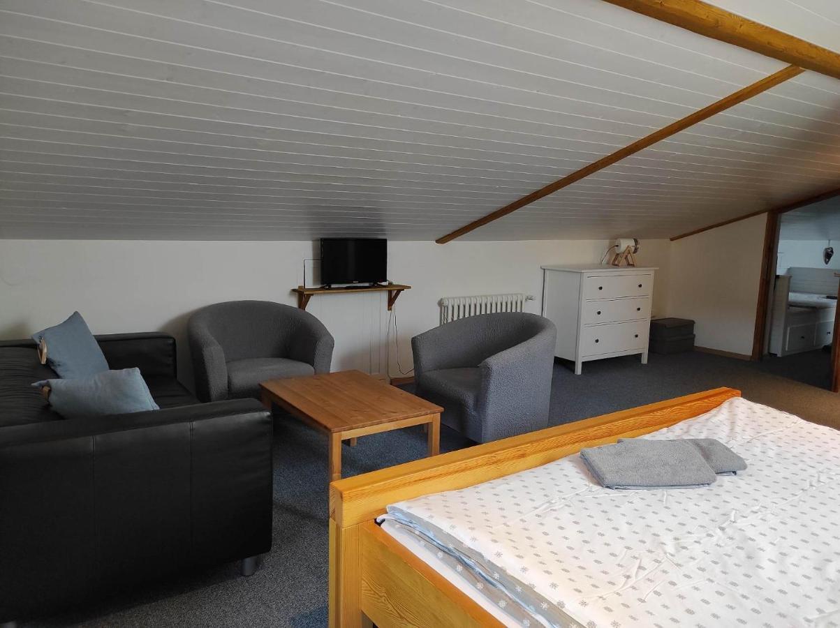 Penzion Adler Police nad Metují Exteriör bild